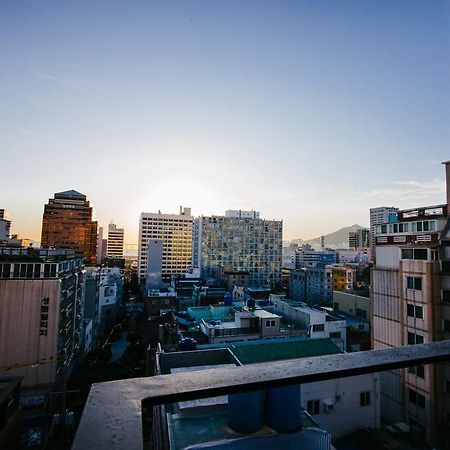 Morning Dew Guesthouse Busan Exterior photo