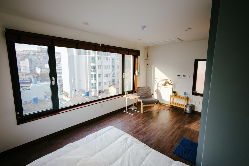 Morning Dew Guesthouse Busan Exterior photo