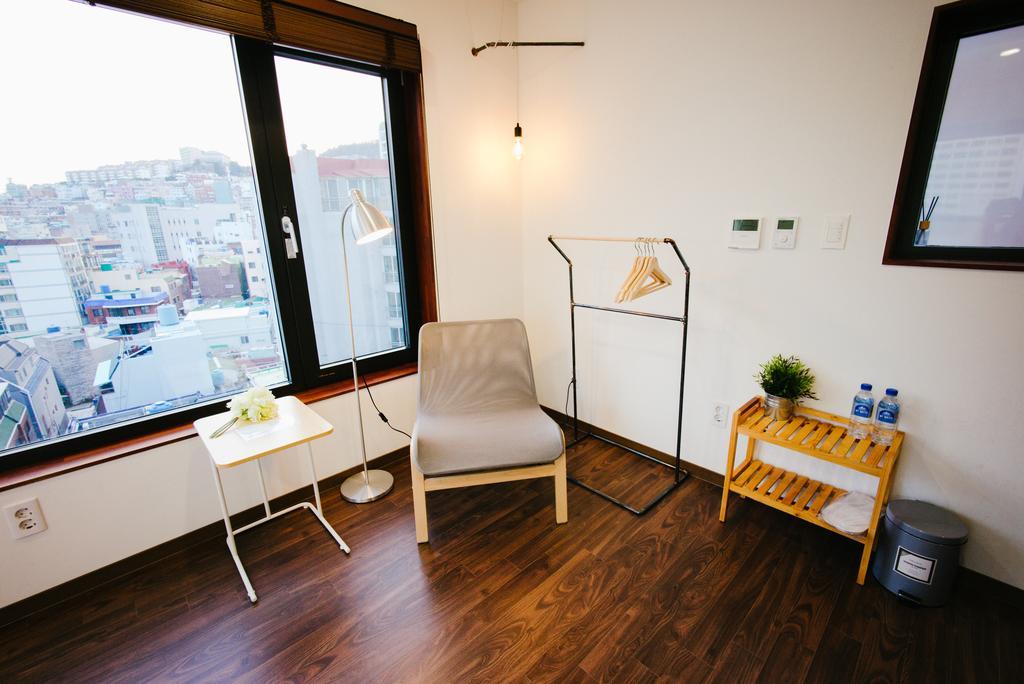 Morning Dew Guesthouse Busan Exterior photo